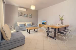 thumbnail: Interior