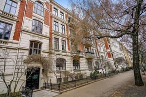 thumbnail: Exterior