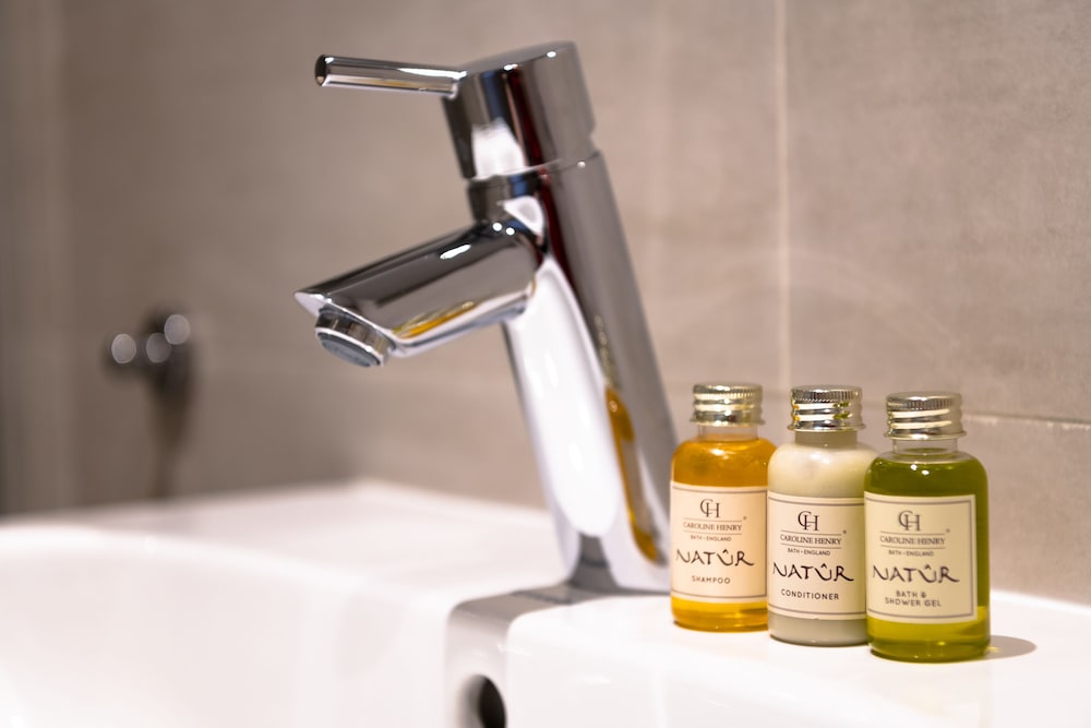 Bathroom amenities