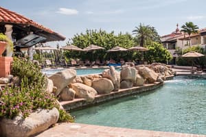 thumbnail: Pool