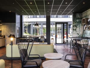 thumbnail: Breakfast area