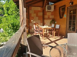 thumbnail: Terrace/patio