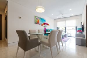 thumbnail: In-room dining