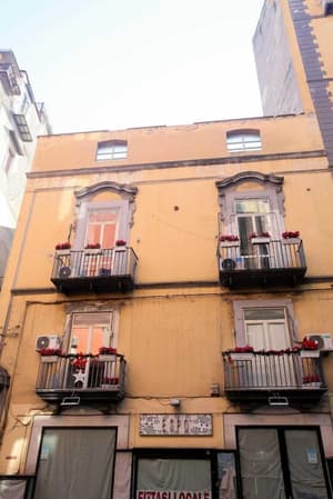thumbnail: Front of property