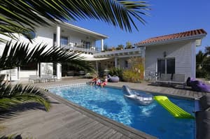 thumbnail: General view