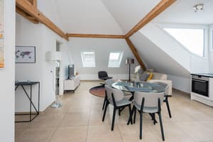 thumbnail: In-room dining