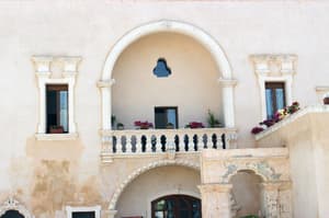 thumbnail: General view