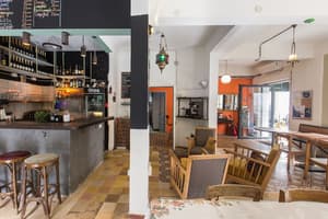 thumbnail: Bar (on property)