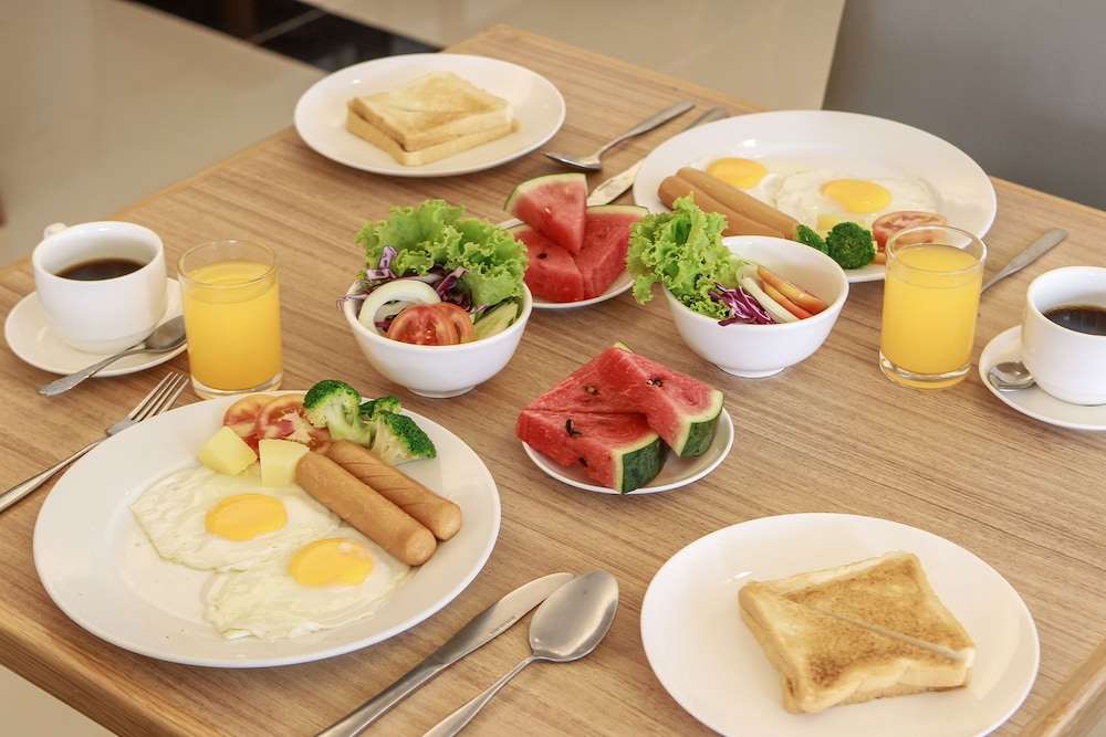 Breakfast meal