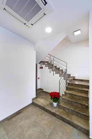 thumbnail: Interior