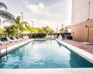thumbnail: Pool