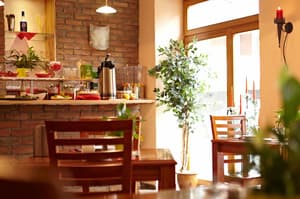 thumbnail: Restaurant
