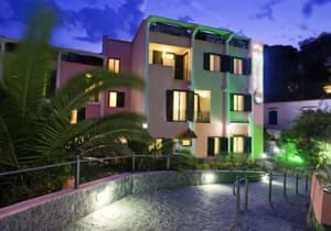 thumbnail: Exterior