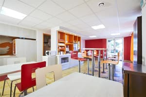 thumbnail: Restaurant