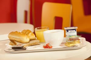 thumbnail: Breakfast area
