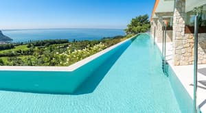 thumbnail: Infinity pool