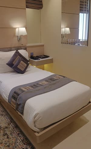 Fort - Mumbai thumbnail