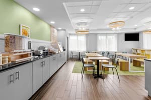 thumbnail: Breakfast area