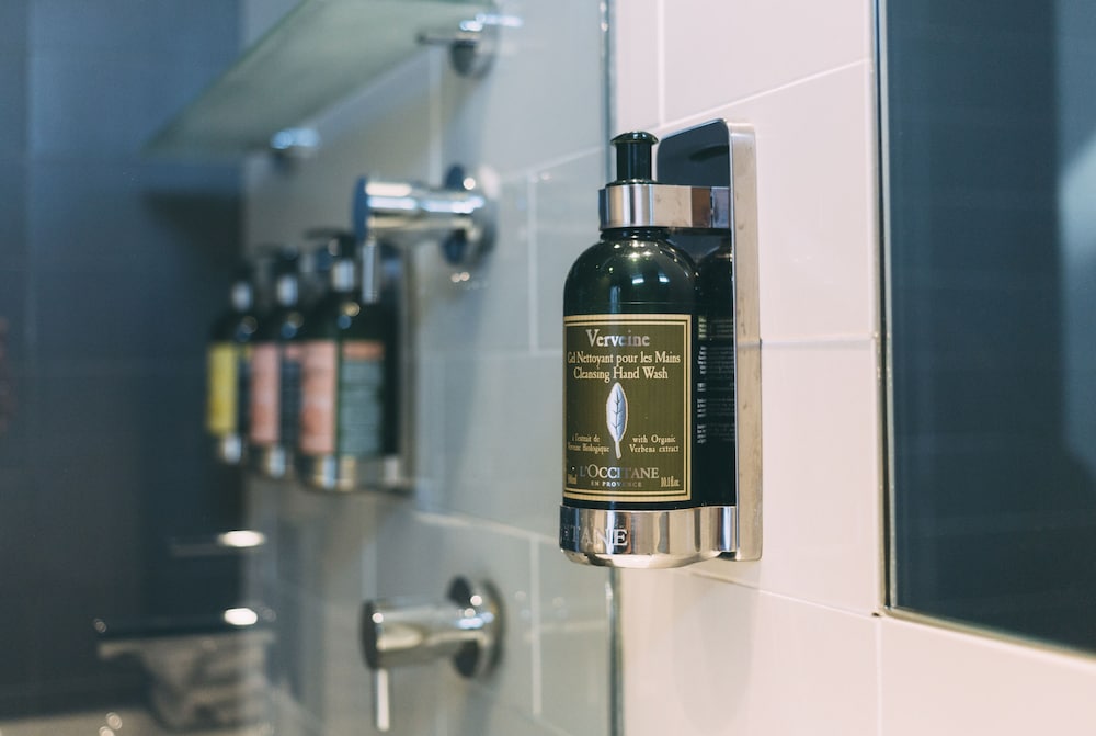 Bathroom amenities