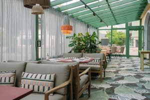 thumbnail: Interior