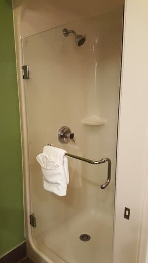 thumbnail: Bathroom shower