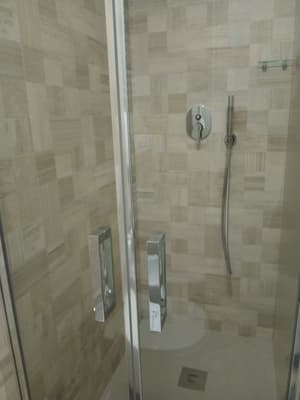 thumbnail: Bathroom shower