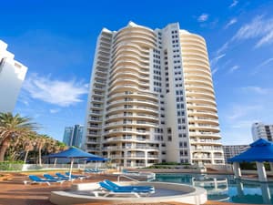 thumbnail: Exterior
