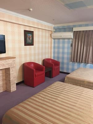 thumbnail: Room