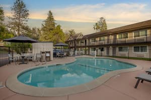 thumbnail: Outdoor pool