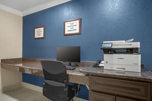thumbnail: Business center