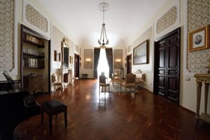 thumbnail: Interior