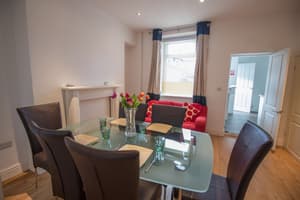 thumbnail: In-room dining