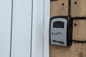 thumbnail: Front of property