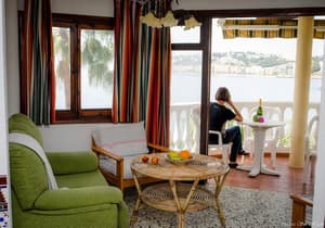 thumbnail: Living room