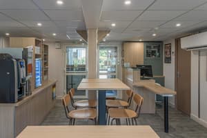 thumbnail: Breakfast area