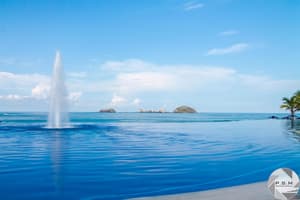 thumbnail: Infinity pool