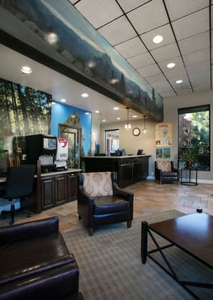 thumbnail: Business center