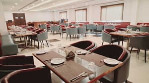 thumbnail: Restaurant