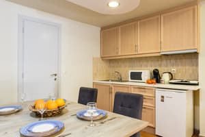 thumbnail: Private kitchenette