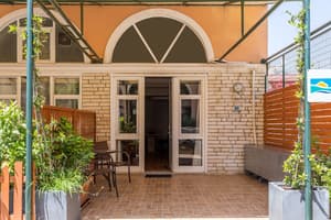 thumbnail: Terrace/patio