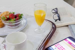 thumbnail: Breakfast area