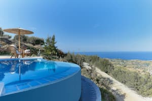 thumbnail: Infinity pool