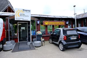 thumbnail: Interior entrance