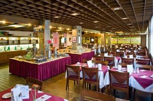 thumbnail: Restaurant