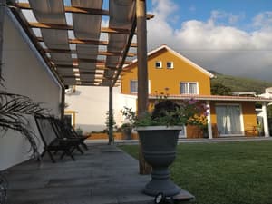 thumbnail: Exterior
