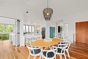 thumbnail: Reception hall