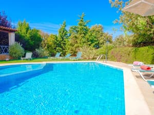 thumbnail: Outdoor pool
