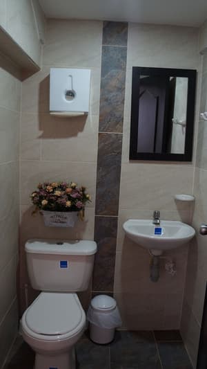 thumbnail: Bathroom