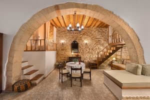 thumbnail: Interior
