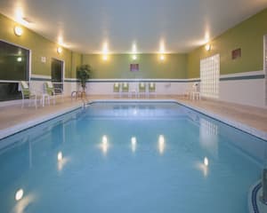 thumbnail: Pool